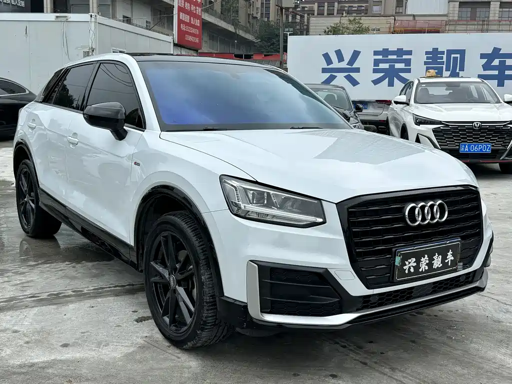 Audi Q2L — миниатюра 3