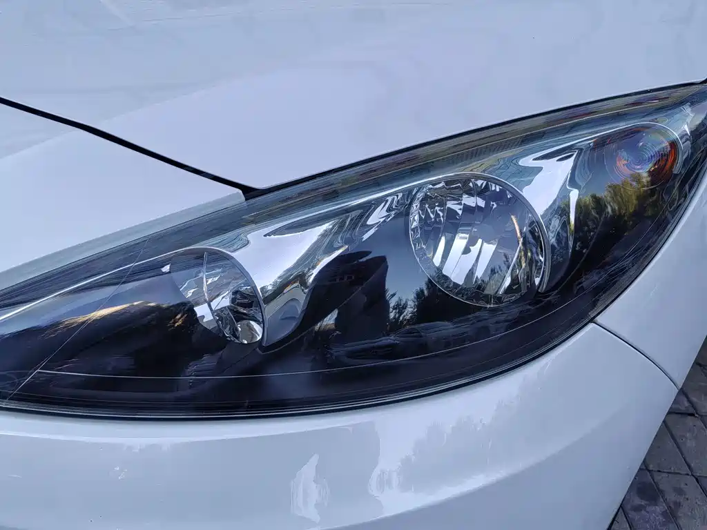Peugeot 308 — миниатюра 15