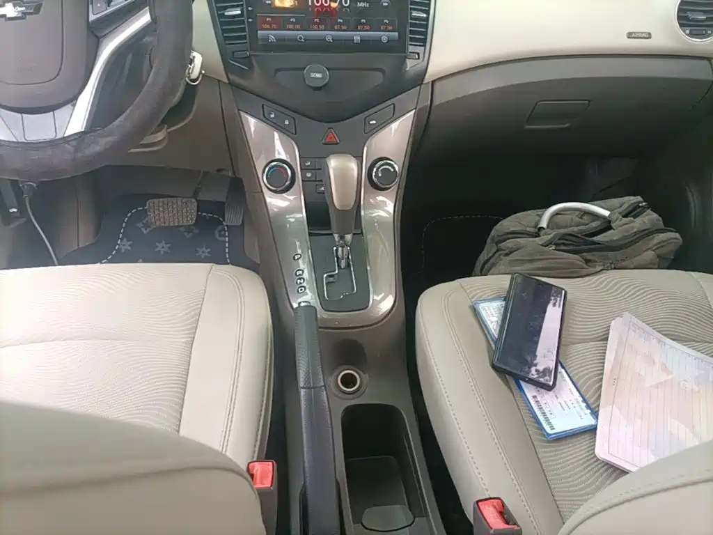 Chevrolet Cruze — миниатюра 14