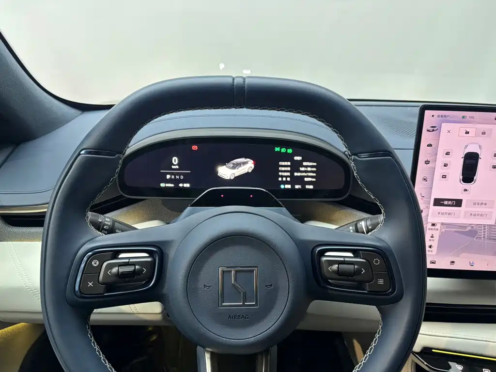Zeekr 001 2025 YOU 100kWh