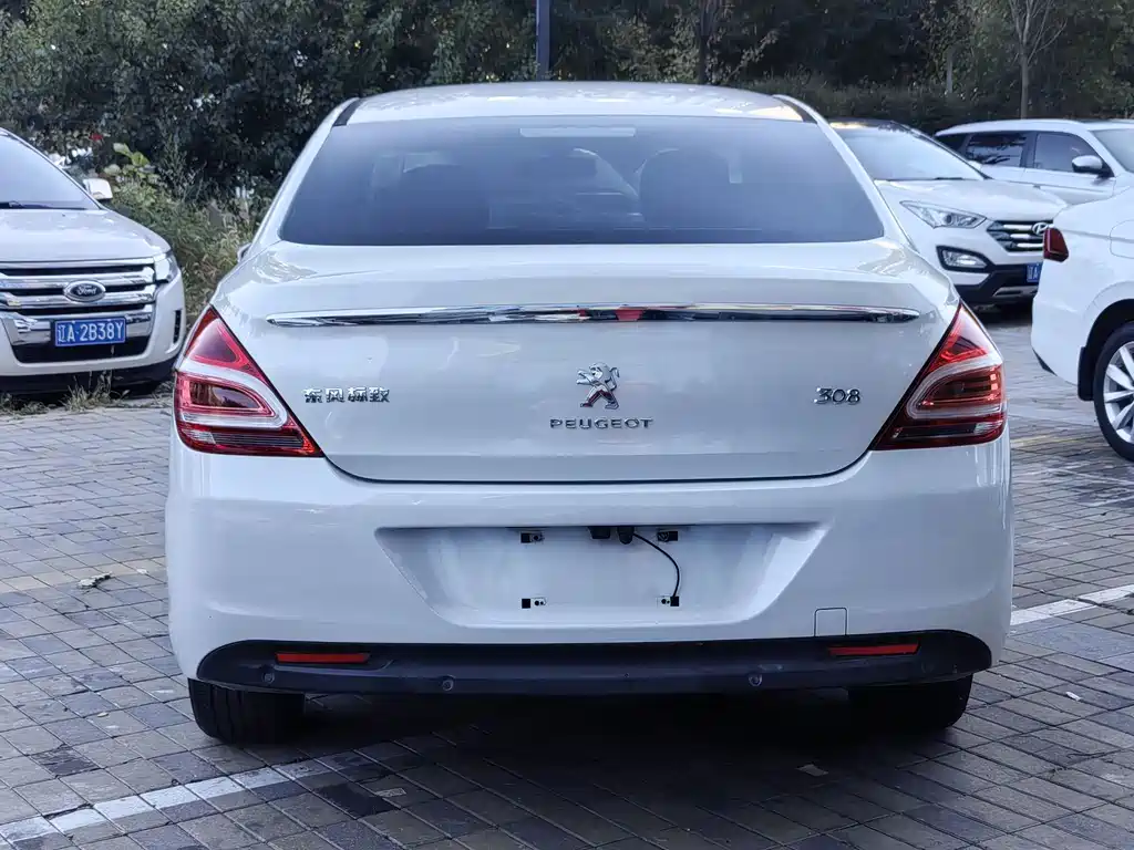 Peugeot 308 — миниатюра 5