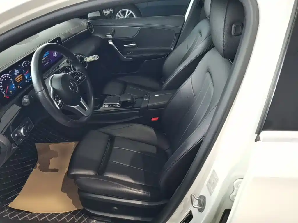Mercedes-Benz A-Class — миниатюра 15
