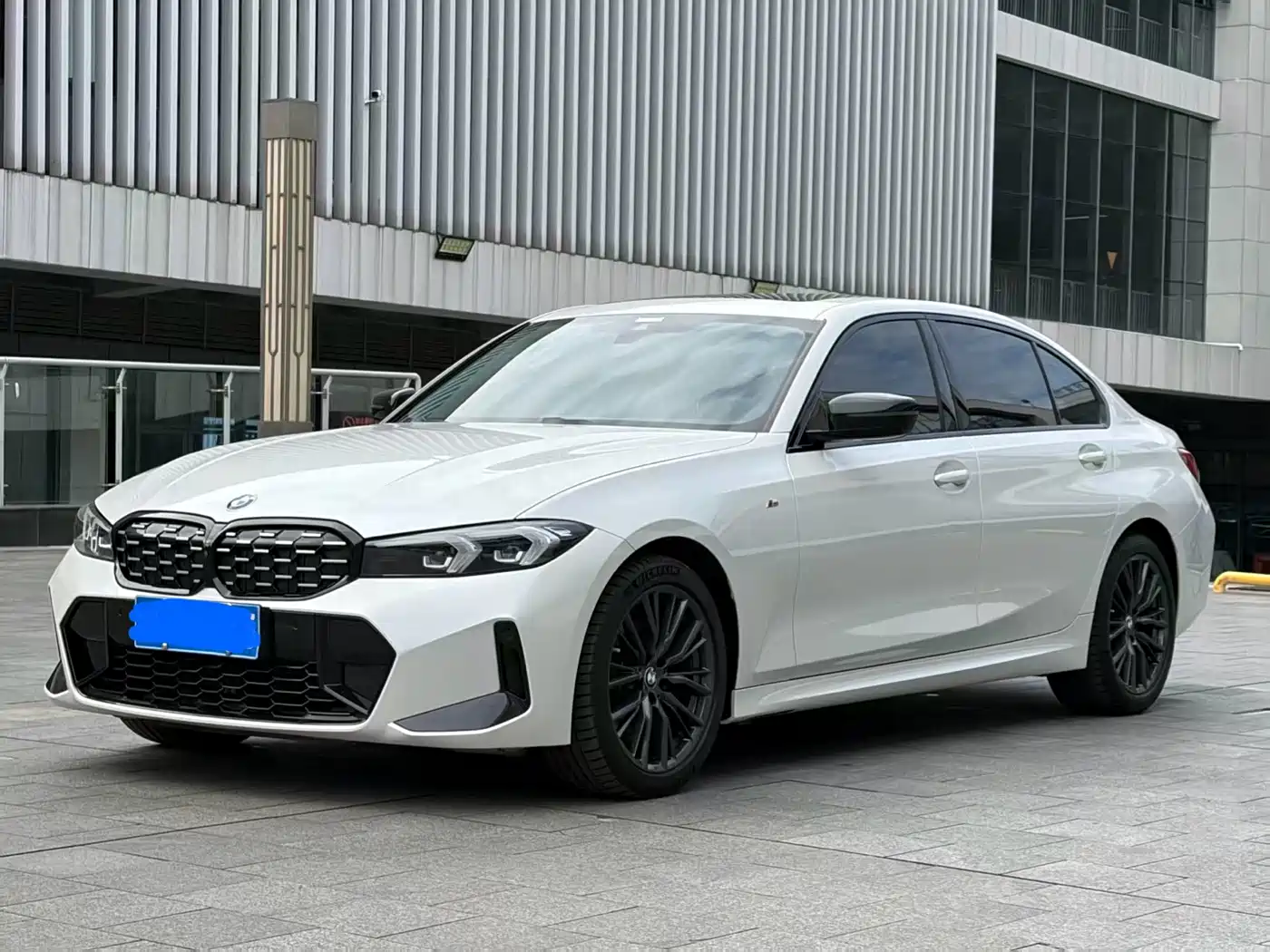 宝马3系 2023款 325Li M运动曜夜套装 2023