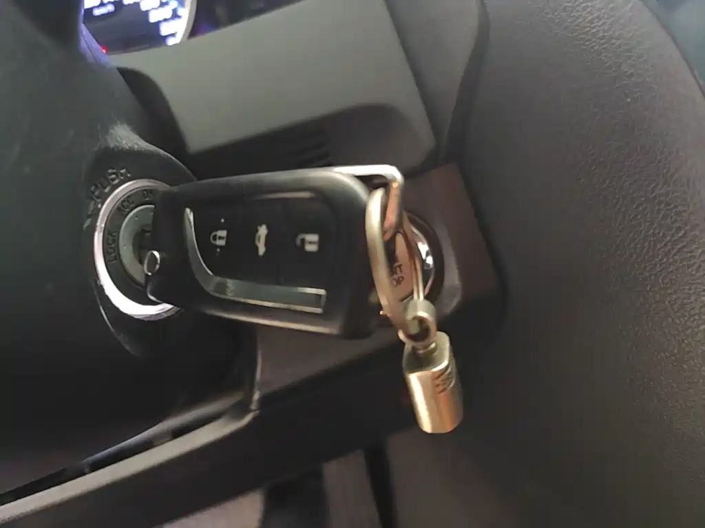 Toyota Reiz — миниатюра 9