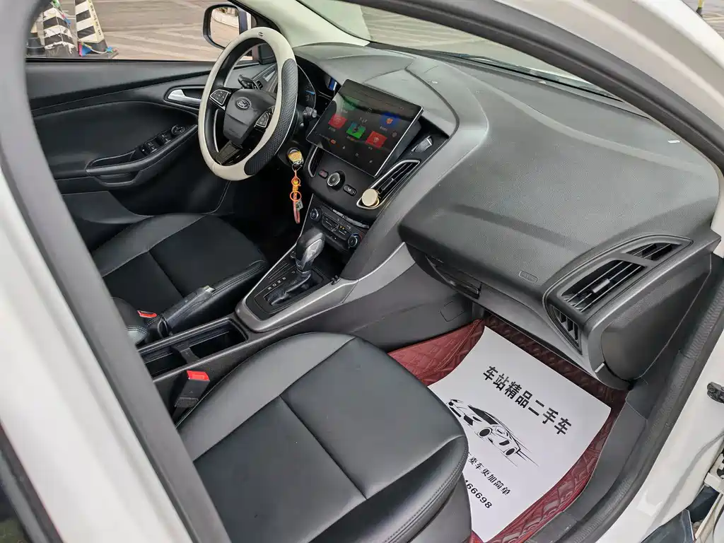 Ford Focus — миниатюра 8