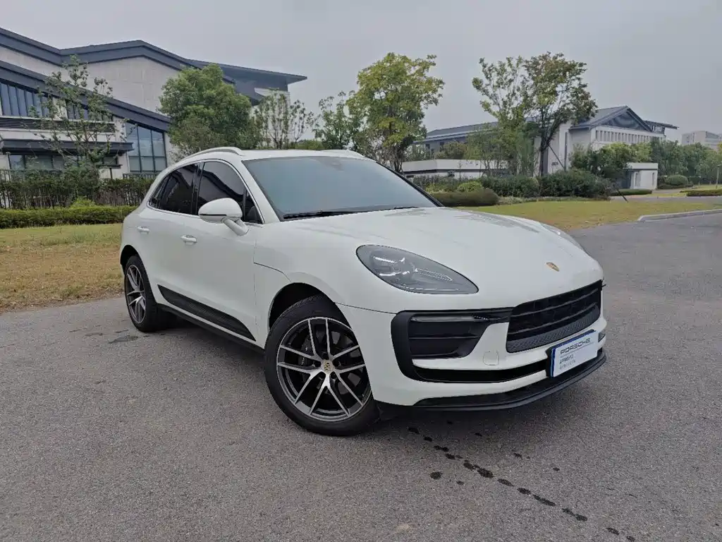 Porsche Macan — миниатюра 4