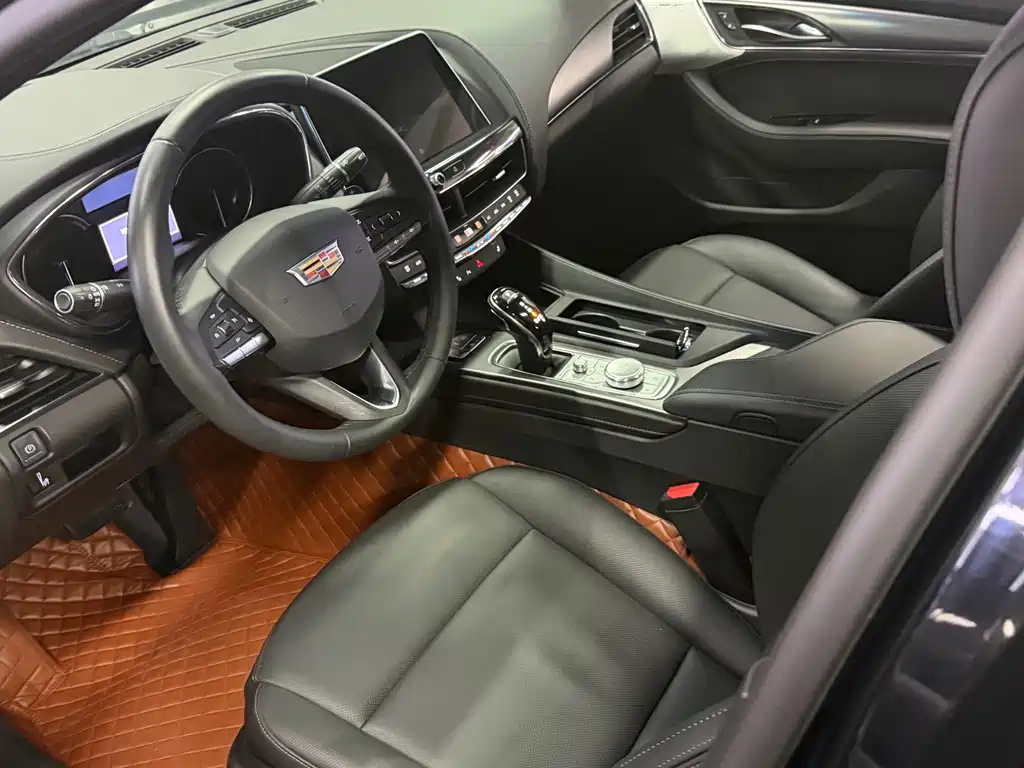 Cadillac CT5 — миниатюра 2