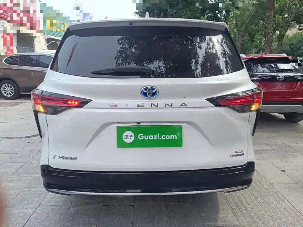 Toyota Sienna 2021 2.5L Luxury