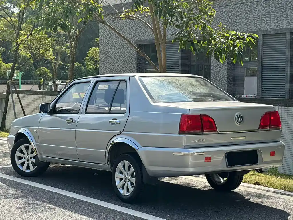 Volkswagen Jetta — миниатюра 9