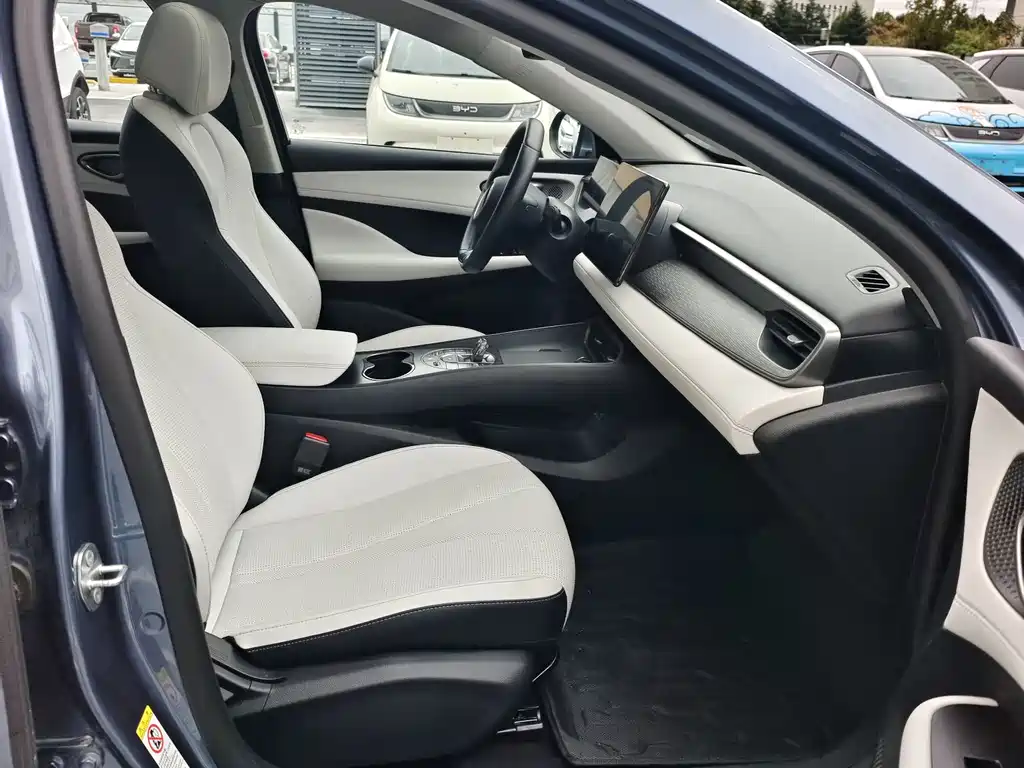 BYD Seal 05 DM-i — миниатюра 21