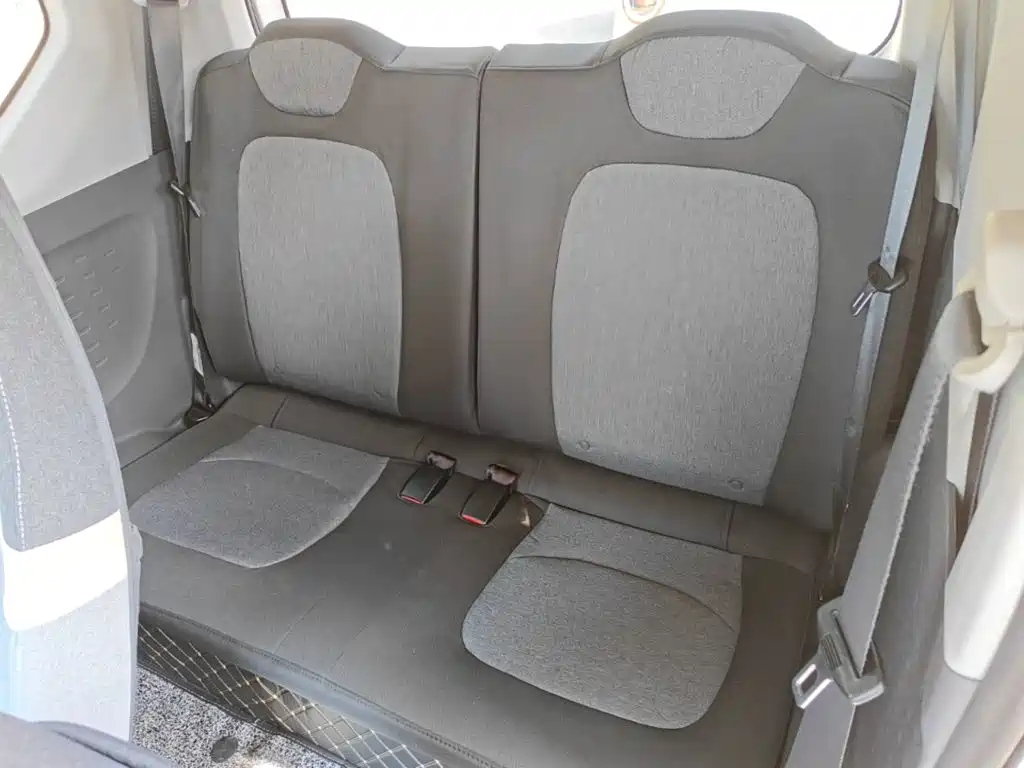 Wuling MINIEV — миниатюра 17