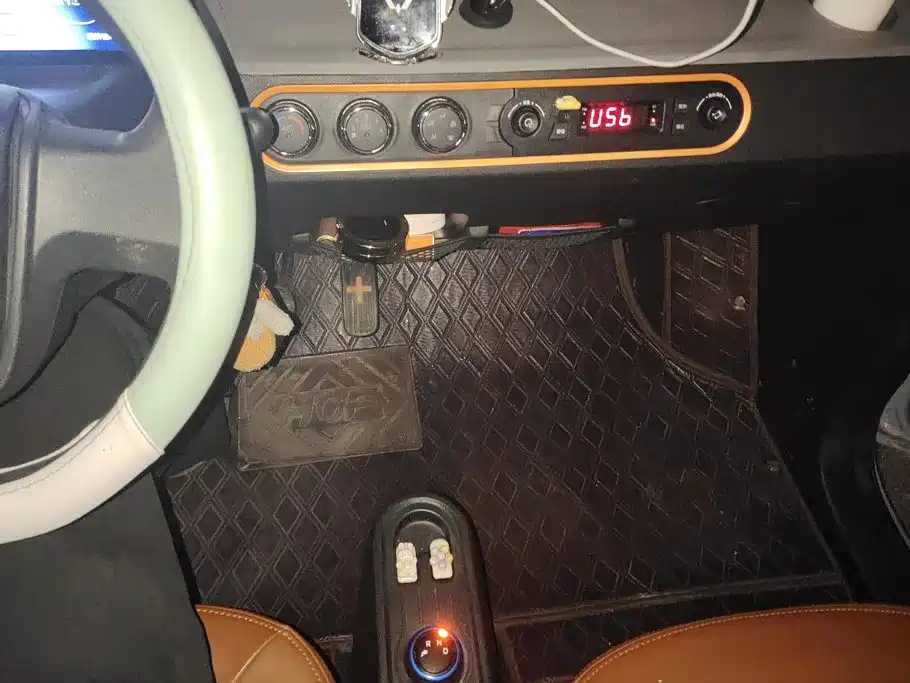 Wuling MINIEV — миниатюра 16