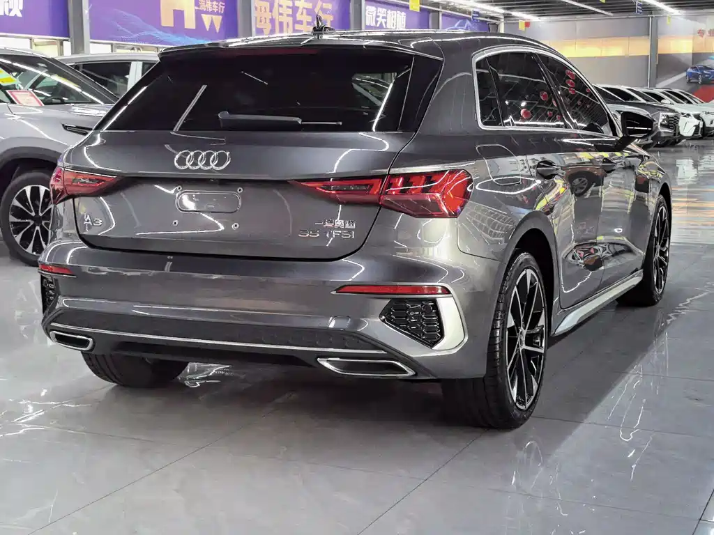 Audi A3 2023 Sportback 35 TFSI Fashion Sport