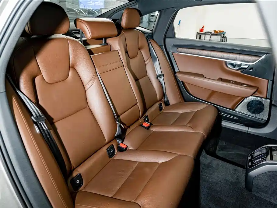 Volvo S90 — миниатюра 22