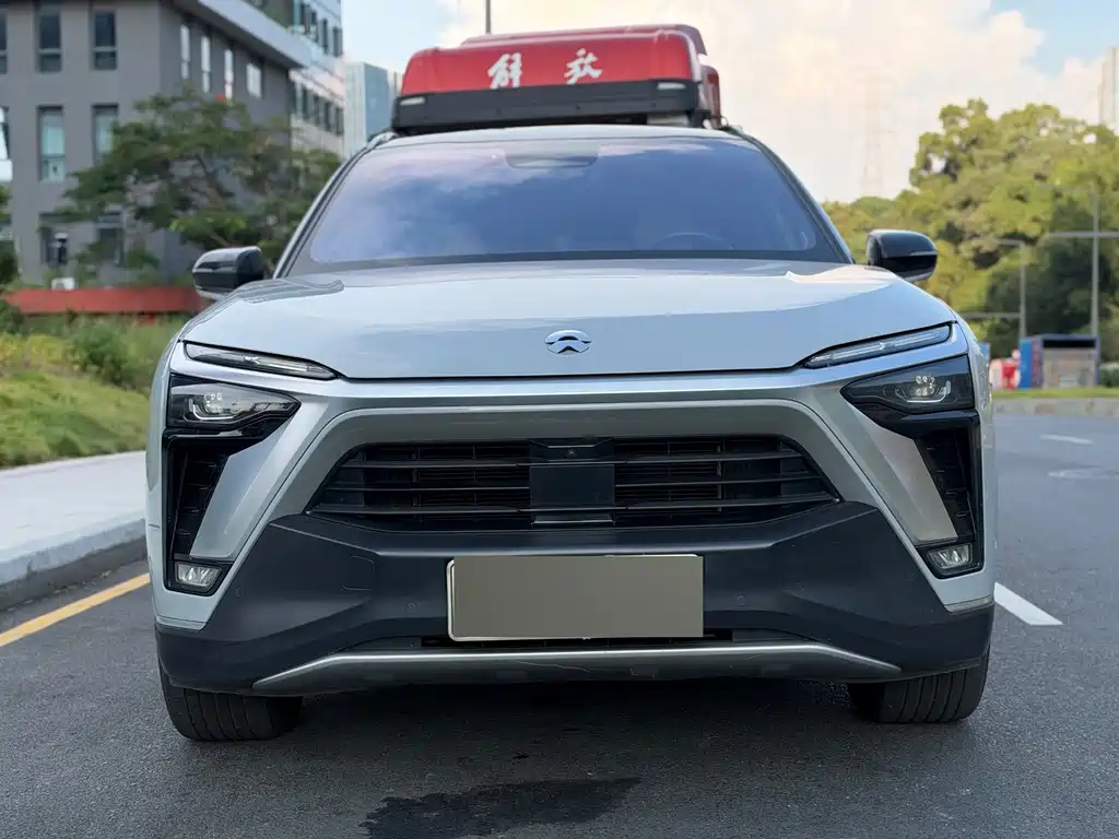 NIO ES8 — миниатюра 2