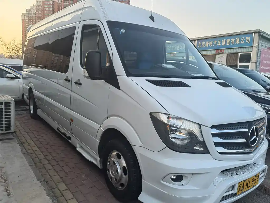 Mercedes-Benz Sprinter 2015 3.5L AT