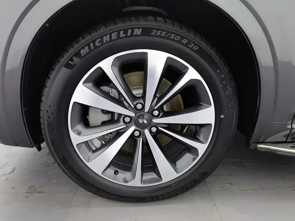 Li Auto Li ONE — миниатюра 17