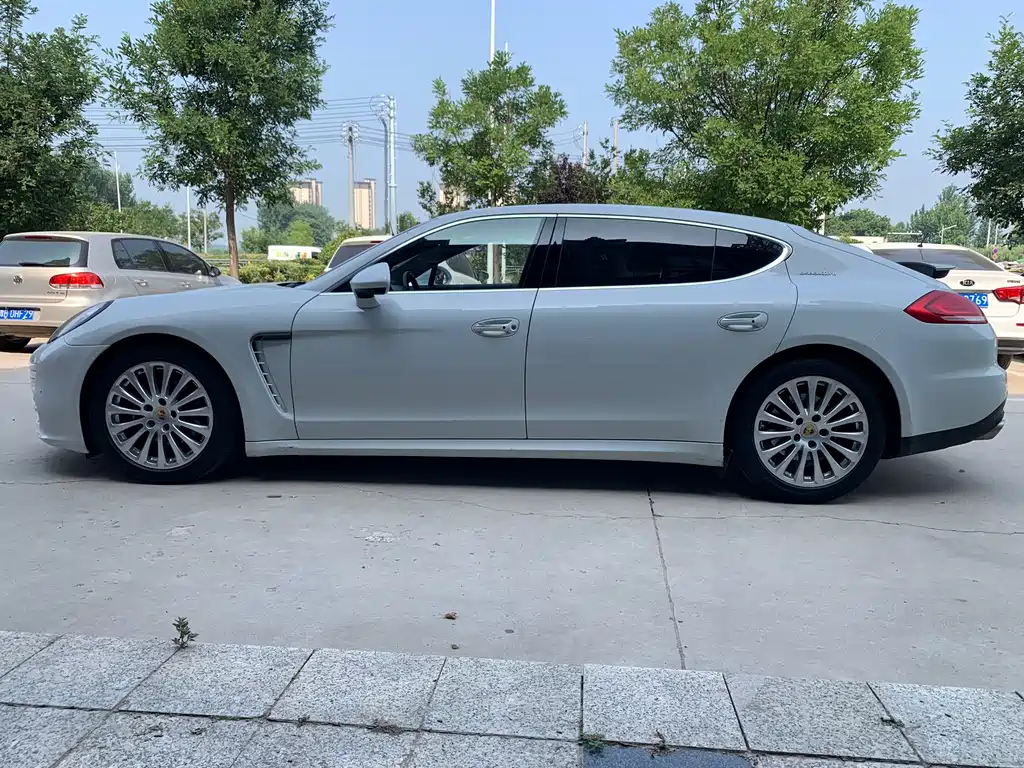 Porsche Panamera 2016 Panamera 4 Executive Edition 3.0T