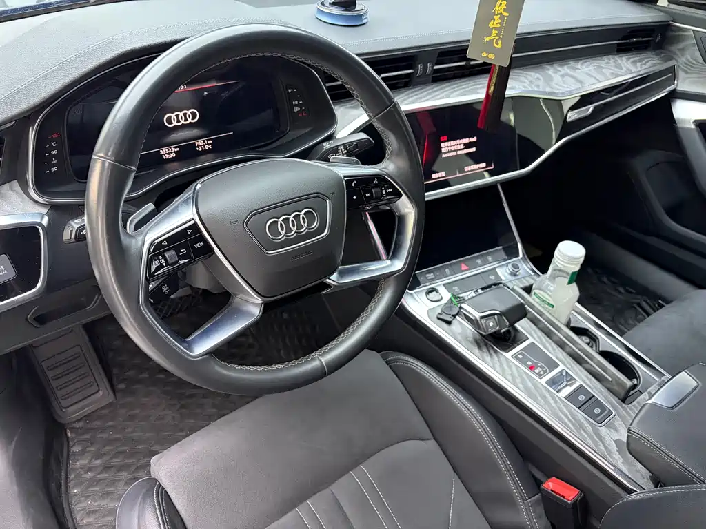 Audi A7L — миниатюра 6