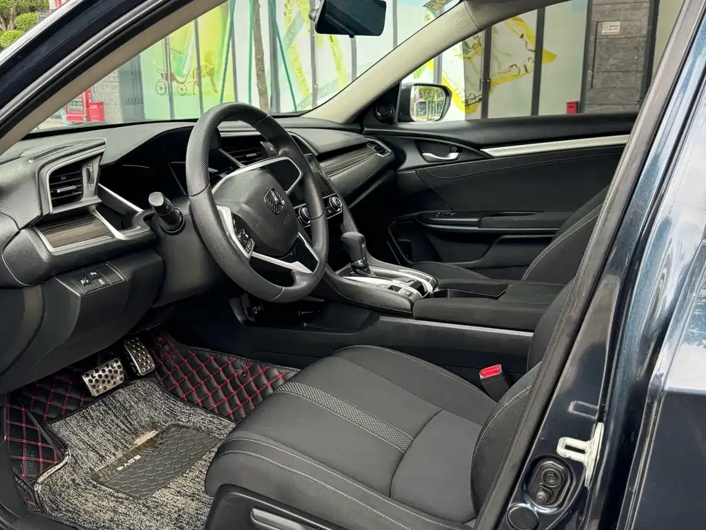 Honda Civic — миниатюра 5