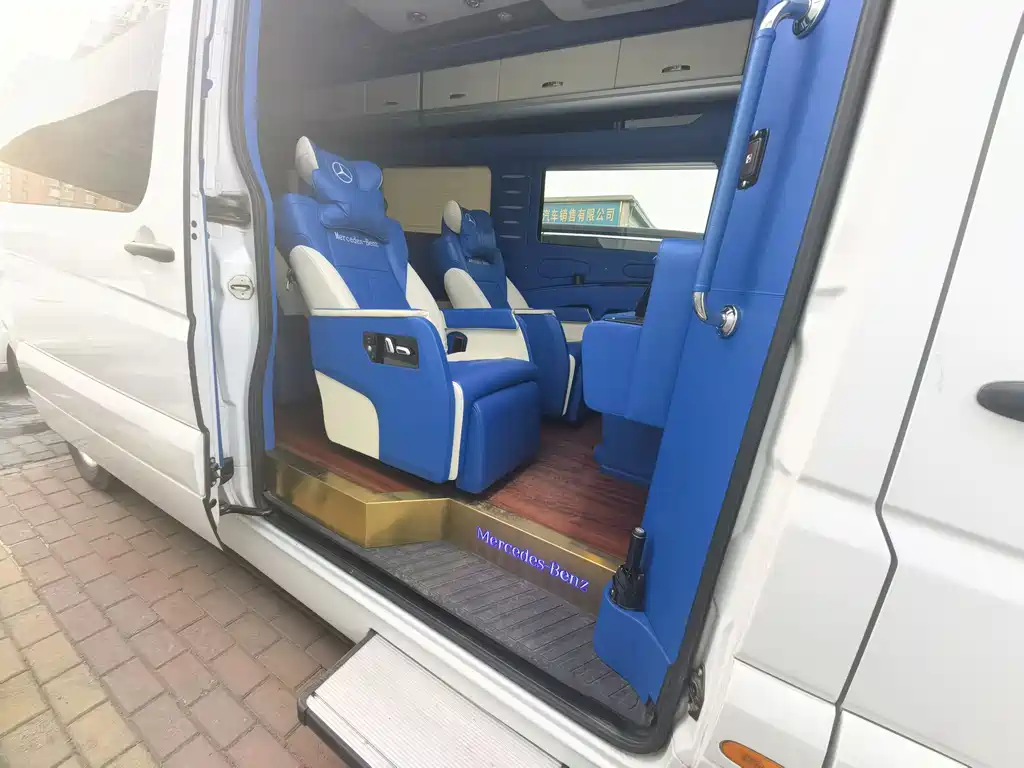 Mercedes-Benz Sprinter 2015 3.5L AT
