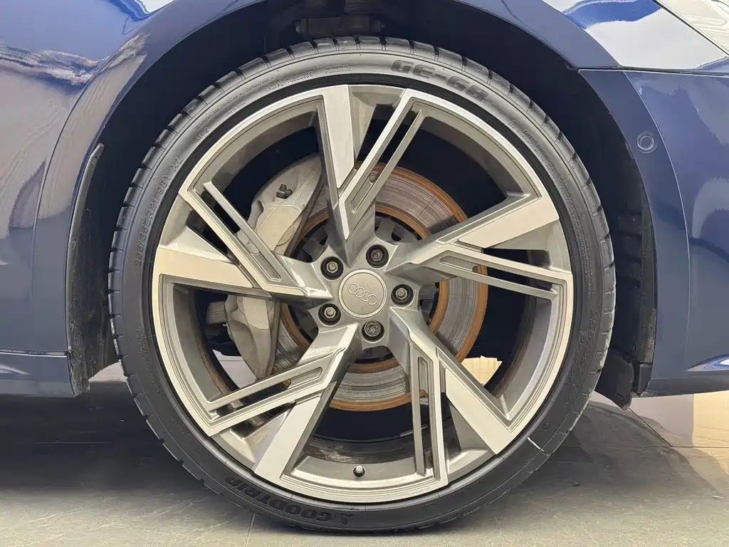 Audi A7L — миниатюра 5