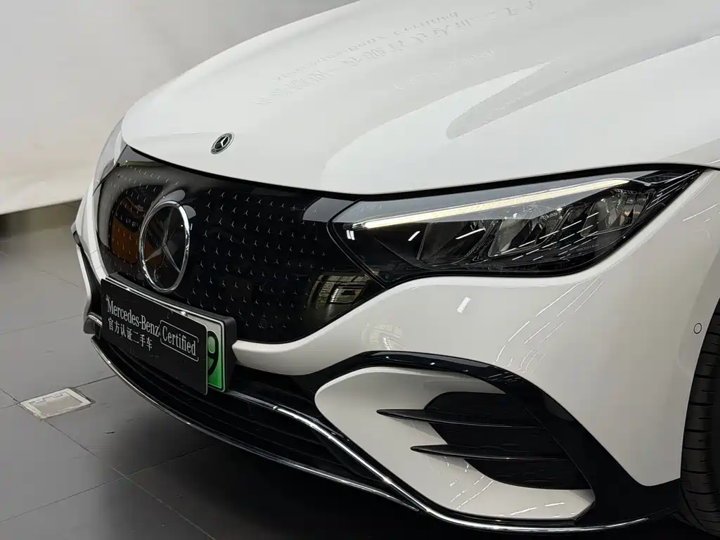 Mercedes-Benz EQE 2025 500 4MATIC