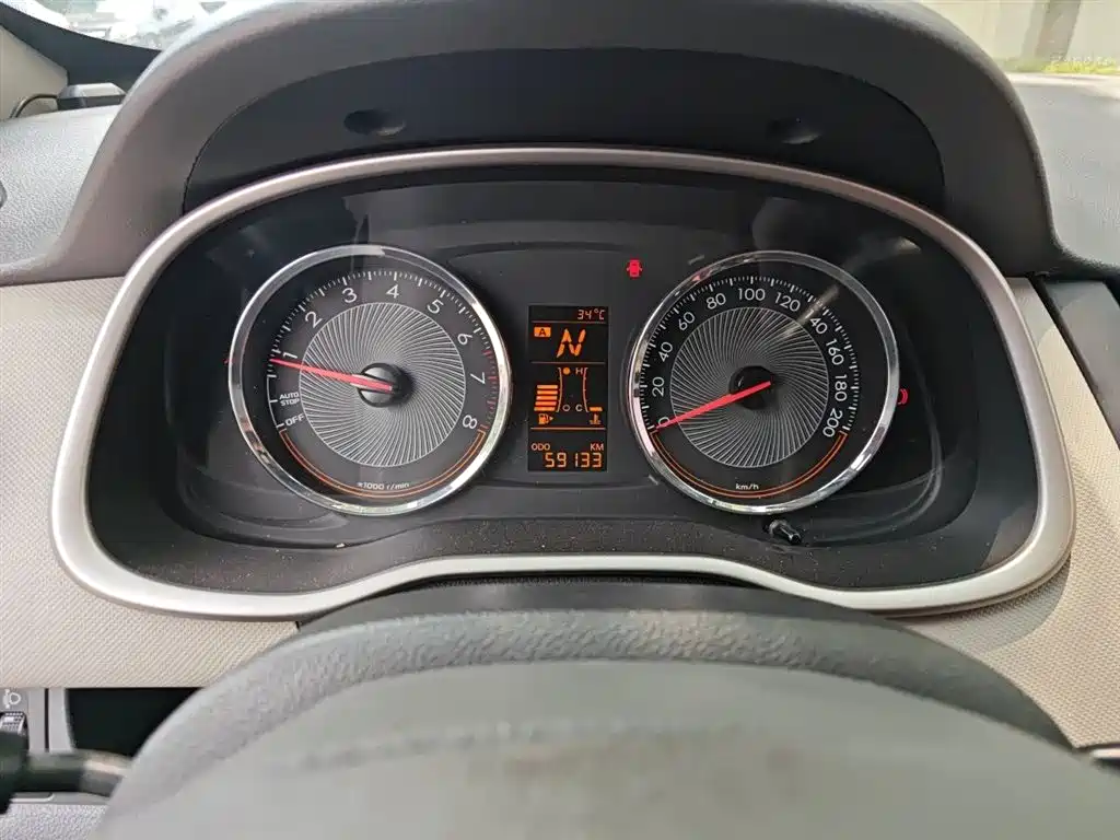 Chevrolet Sail 2015 3 1.3L AMT