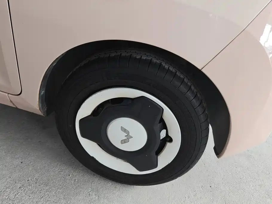 Wuling MINIEV — миниатюра 6