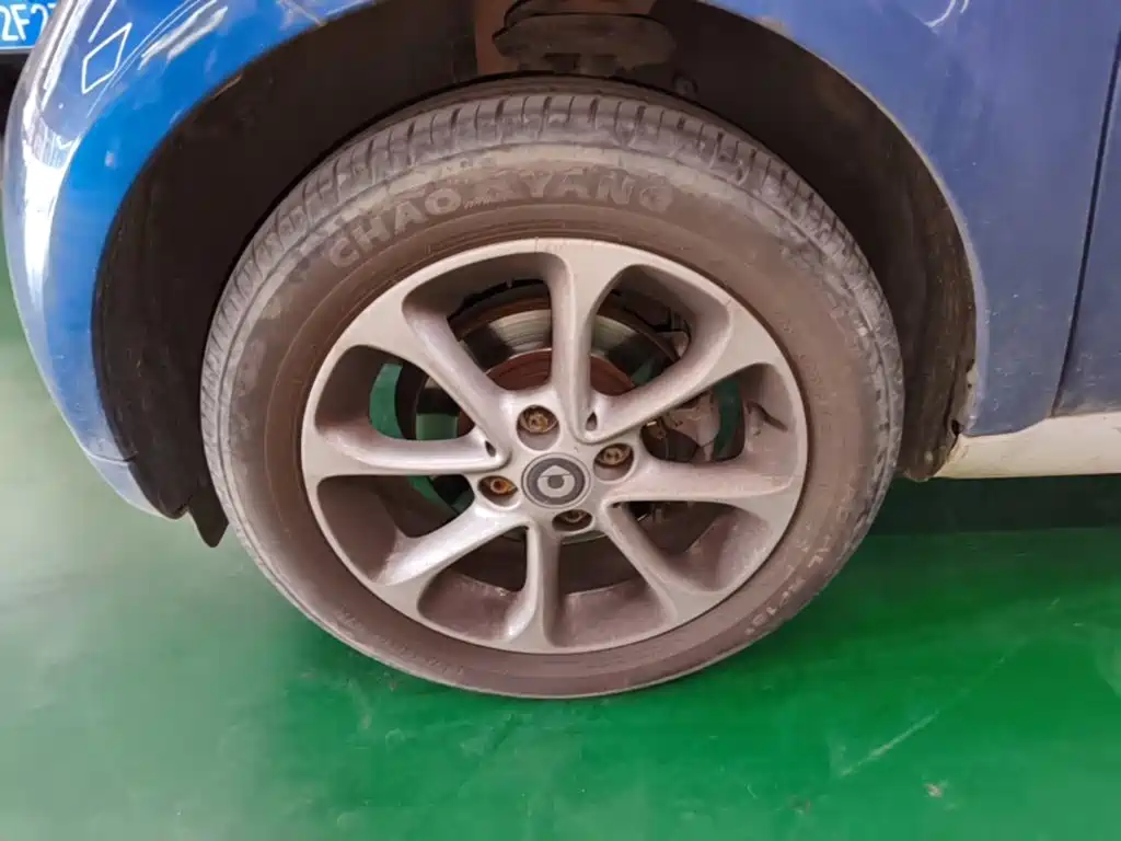 smart Smart Fortwo — миниатюра 23