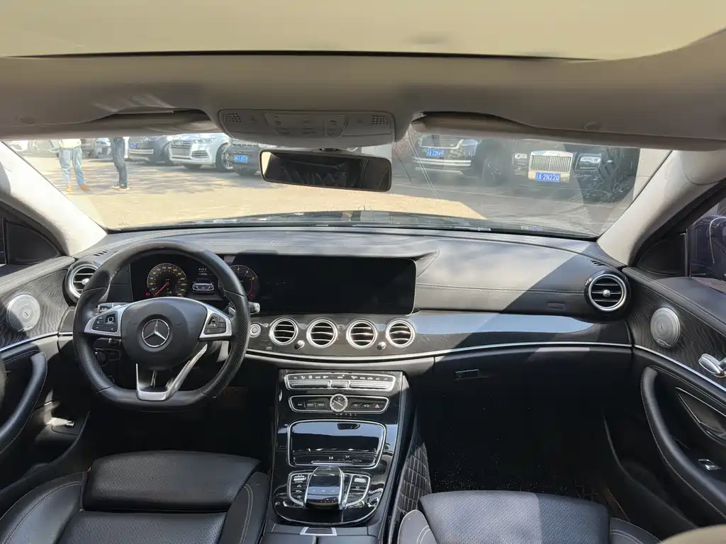Mercedes-Benz E-Class E 2018 E 200 L Sport