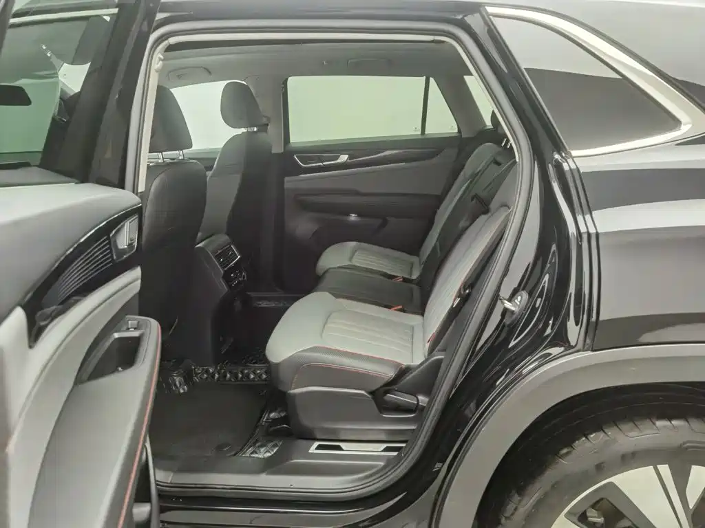 Volkswagen Teramont — миниатюра 15