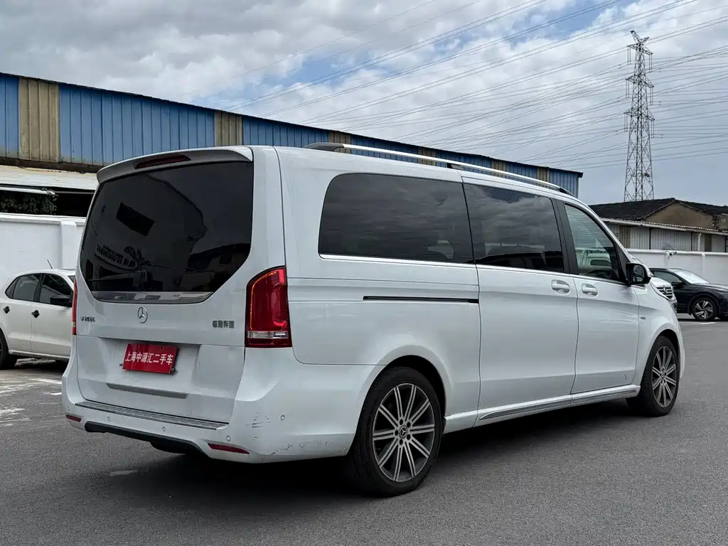 Mercedes-Benz V-Class — миниатюра 14