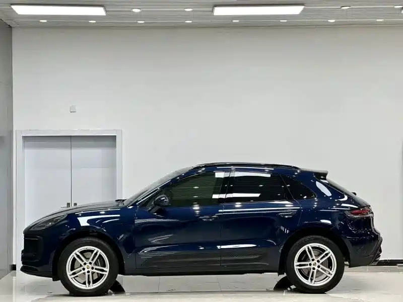 Porsche Macan — миниатюра 7