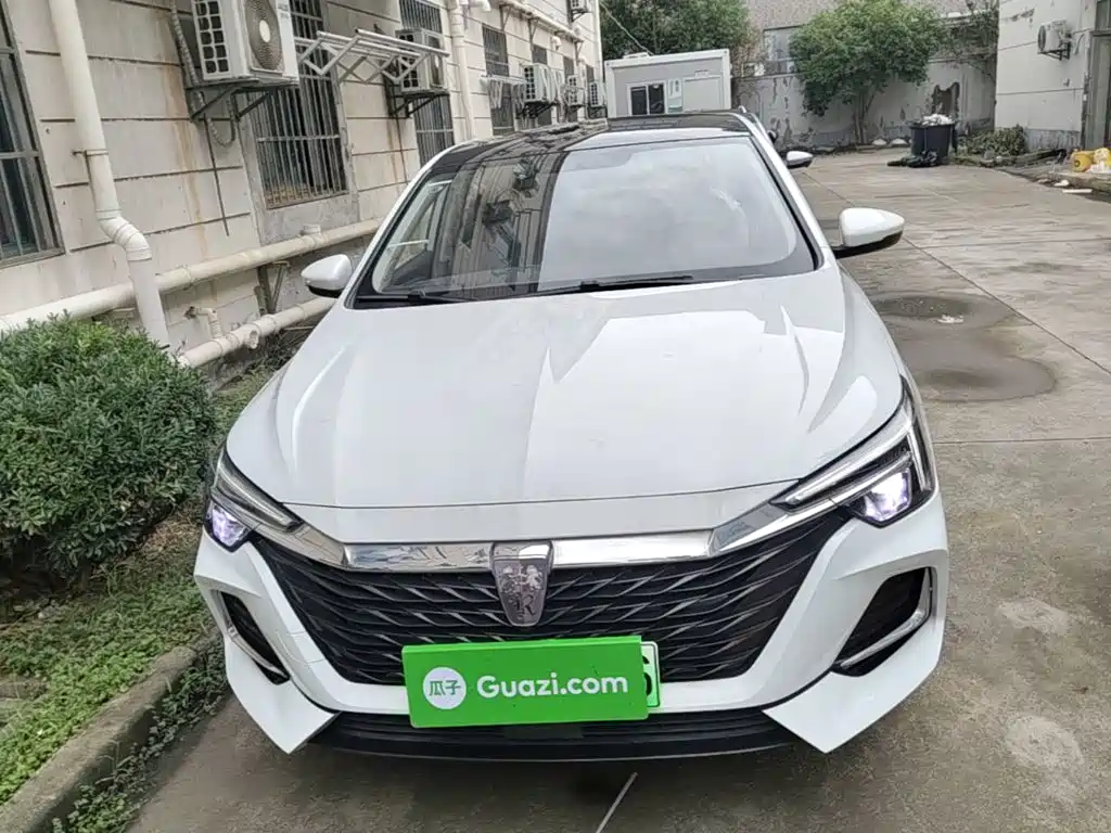 Roewe i6 MAX New Energy — миниатюра 3