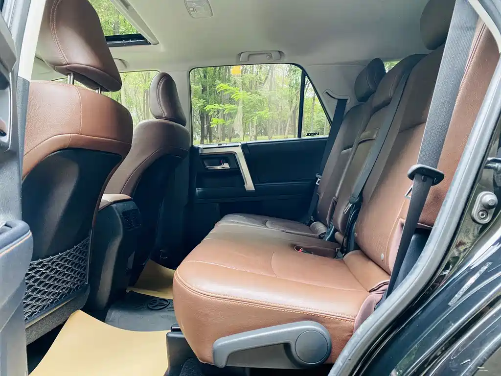 Toyota 4Runner — миниатюра 15