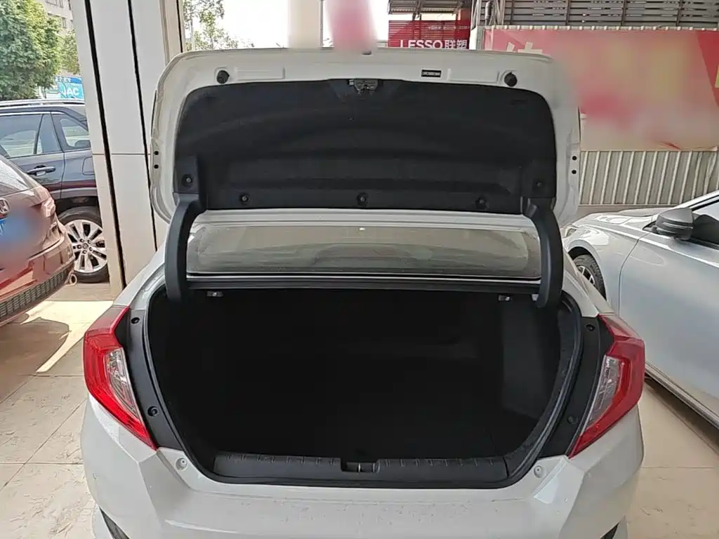 Honda Civic — миниатюра 19