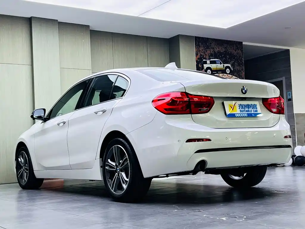 BMW 1 Series - фото 6