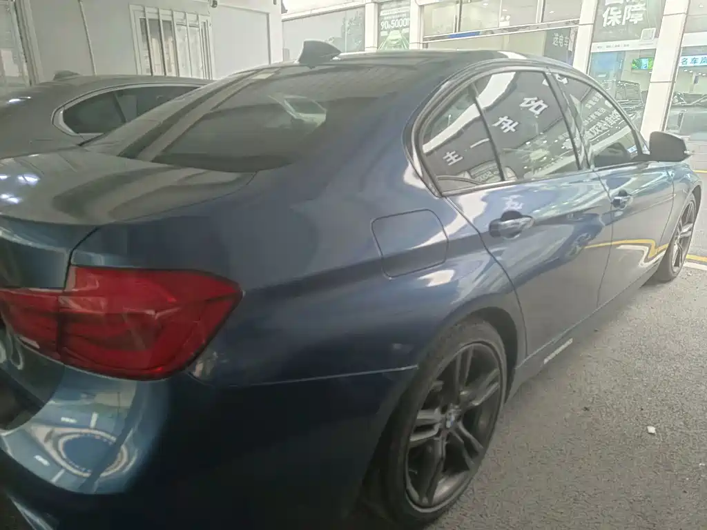 BMW 3 Series — миниатюра 12