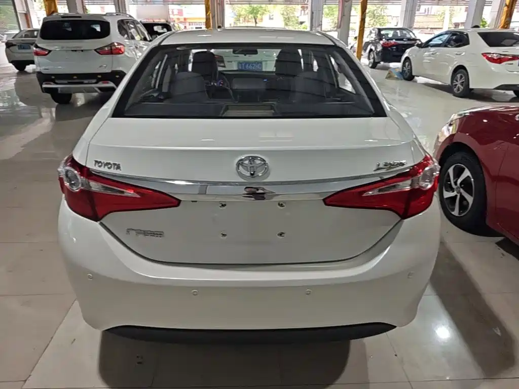 Toyota Corolla Levin 2014 1.8GS CVT Elite