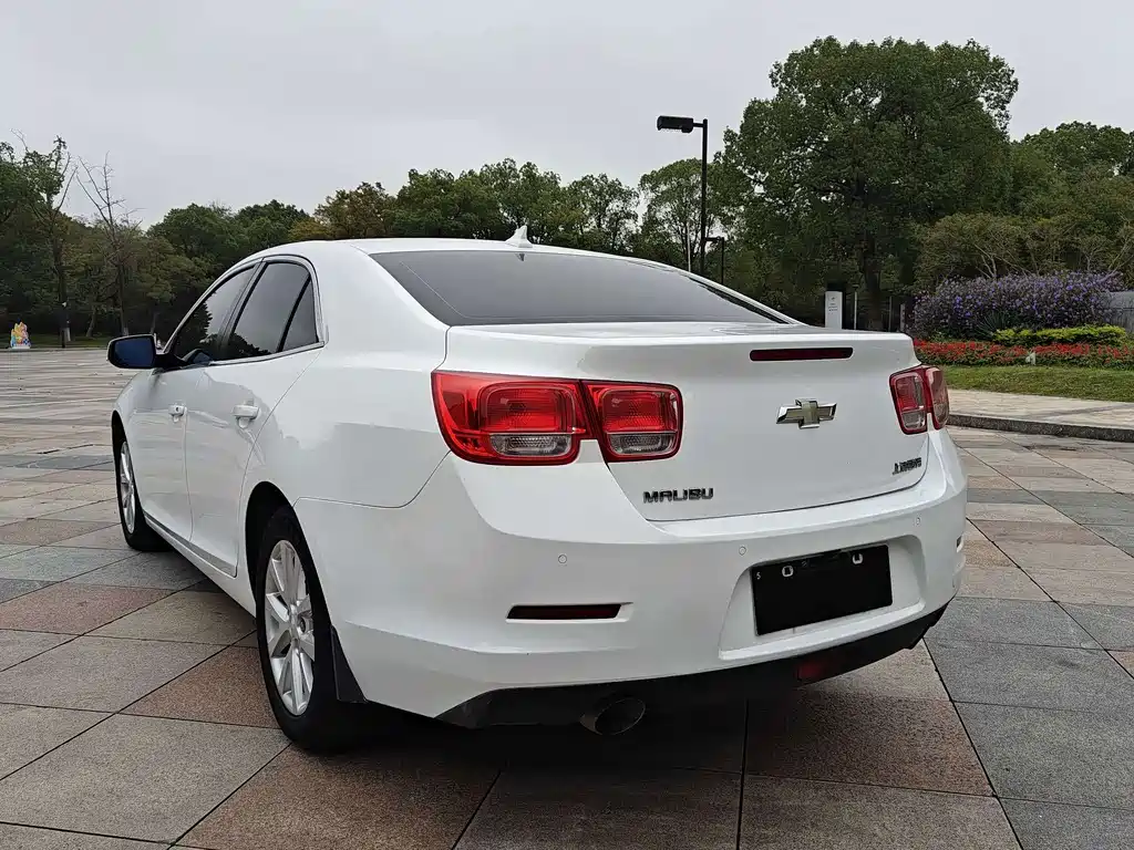 Chevrolet Malibu — миниатюра 6