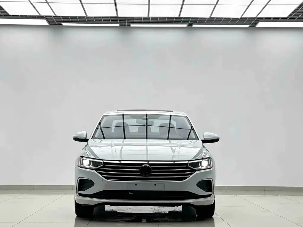 Volkswagen Lavida — миниатюра 6