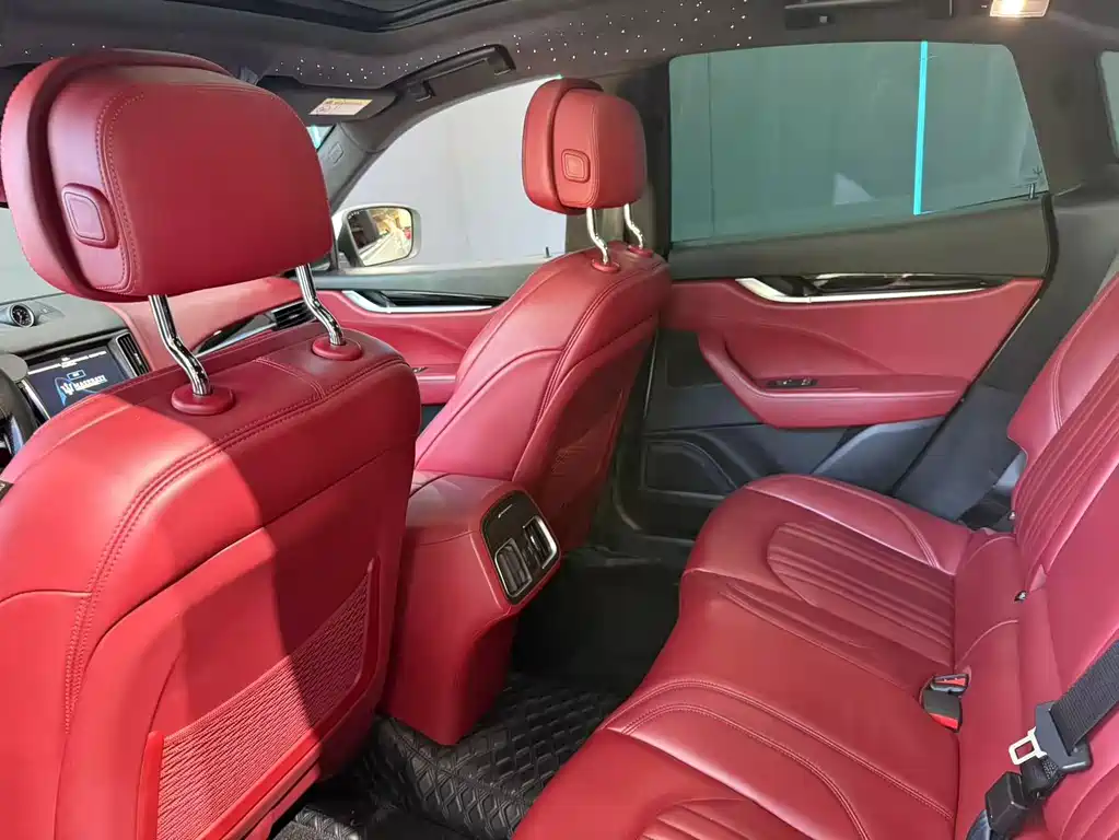 Maserati Levante — миниатюра 10