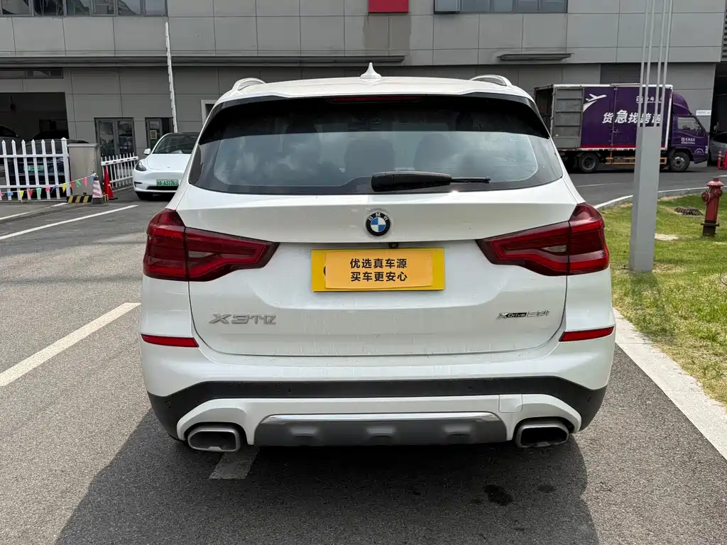 BMW X3 — миниатюра 7