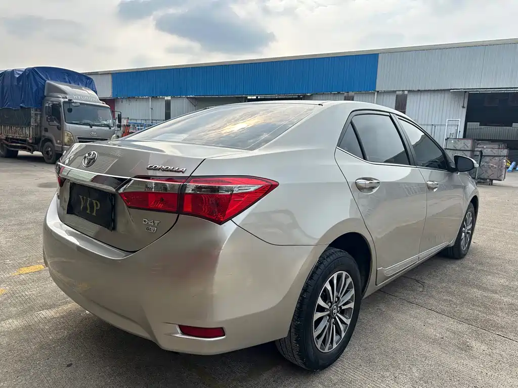 Toyota Corolla — миниатюра 4
