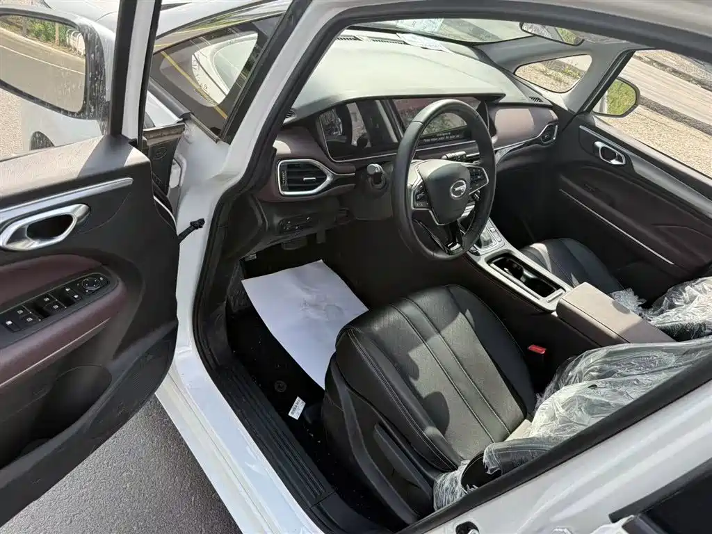 GAC M6 2021 PRO 270T AT Luxury