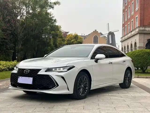 TOYOTA ASIAN DRAGON 2024
