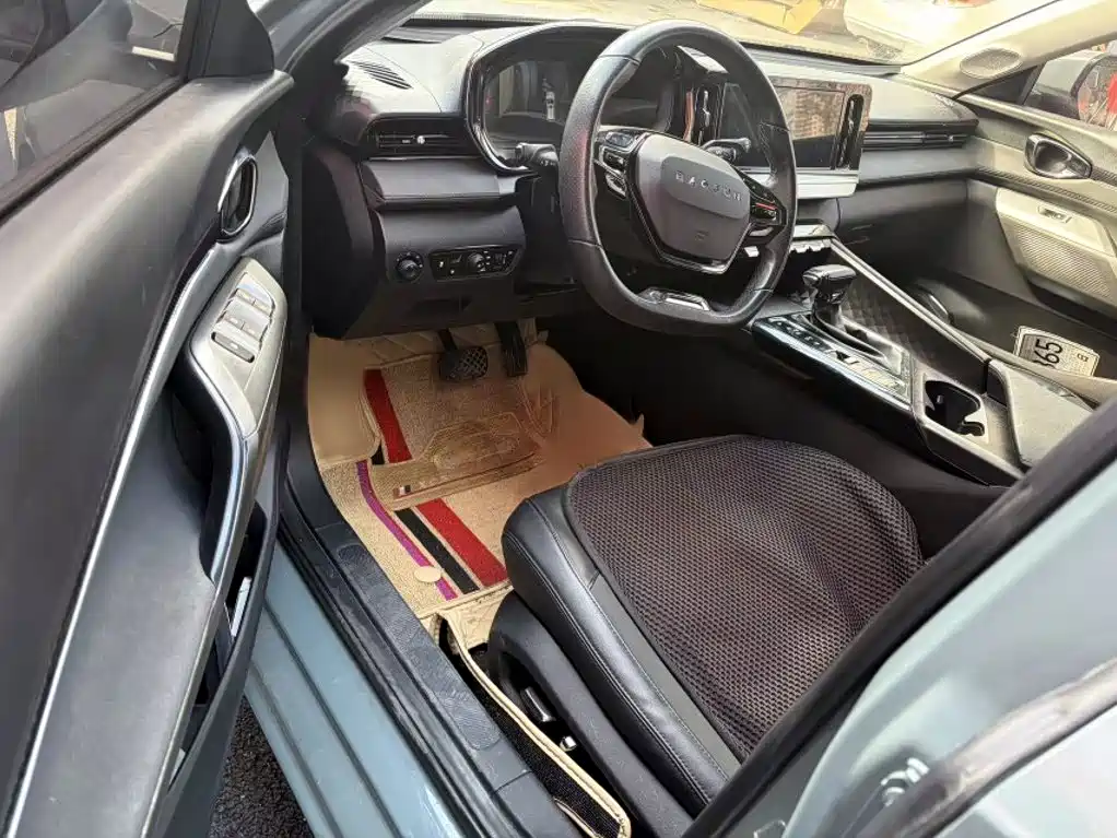 Baojun Valli — миниатюра 9