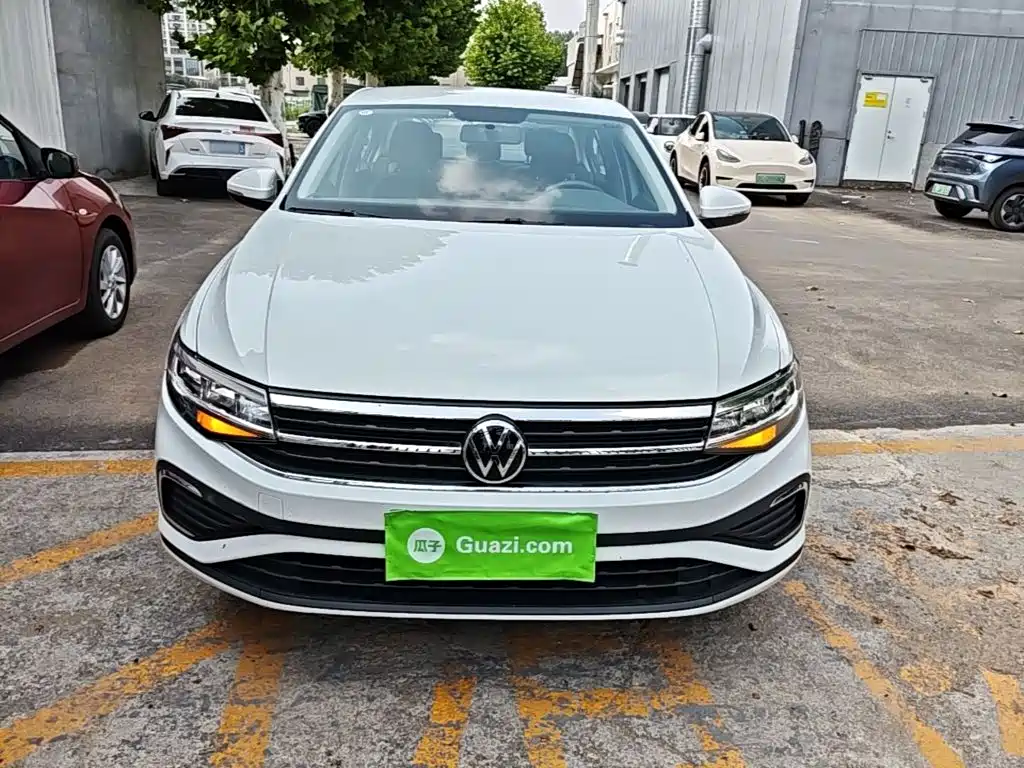Volkswagen Bora 2024 200TSI DSG