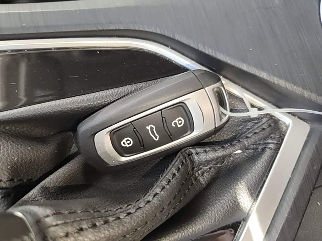 Geely Vision 1.5 л 2021 г. Белый, пробег 48700 км